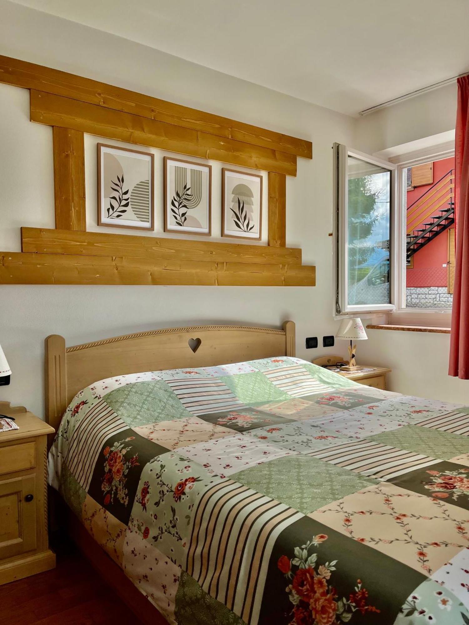 Villa Iris - La Prima Villa Vacanze Nell'Altopiano Asiago Dış mekan fotoğraf